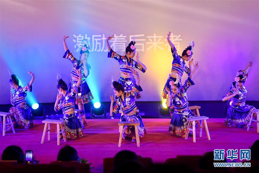 原油期货在哪里开户嘉楠科技在纳斯达克挂牌上市