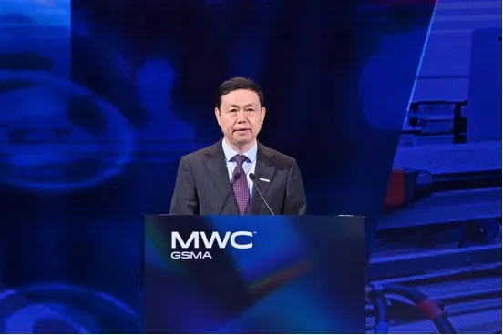中国移动董事长杨杰：“AI+”引领智能涌现 开启碳硅融合新未来