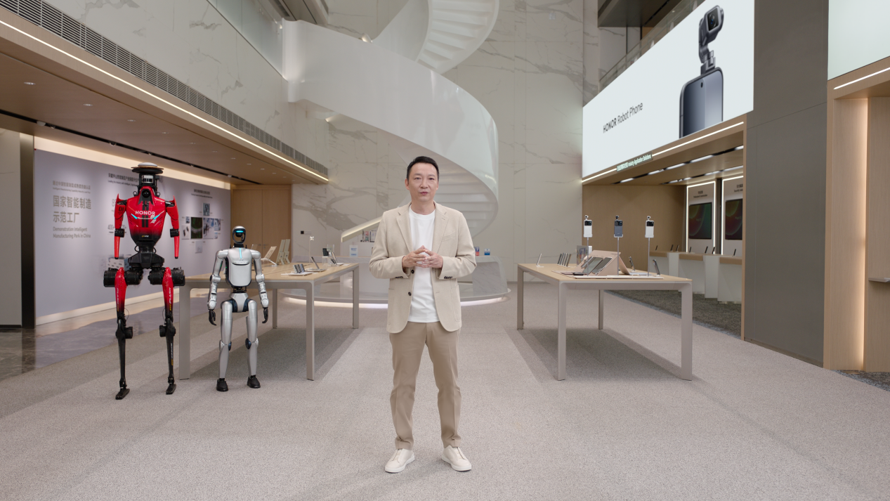 李健:荣耀把AI探索的无人区走成主干道 李健:荣耀把AI探索的无人区走成主干道